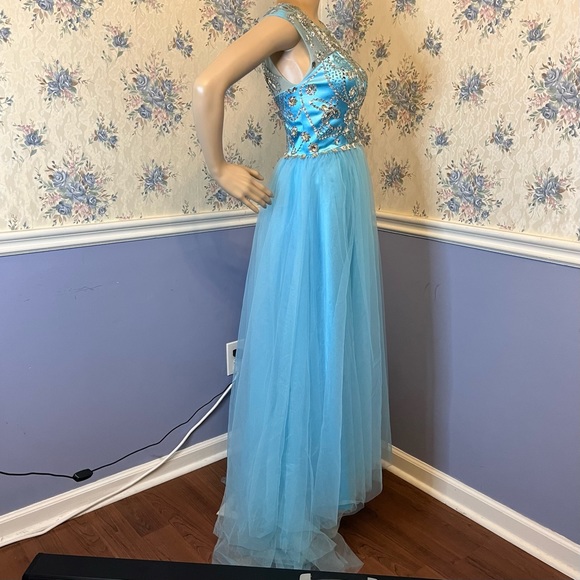 Tideclothes Light Blue Formal Maxi Bridesmaid Ball Gown Prom Dress, Size 2 - Picture 5 of 10
